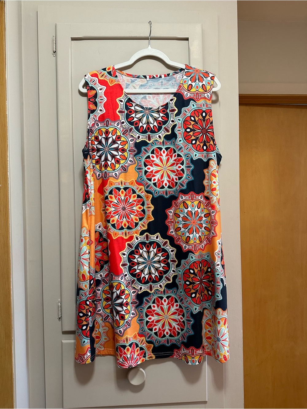 Sleeveless Medallion Print Tunic Top - Multicolor